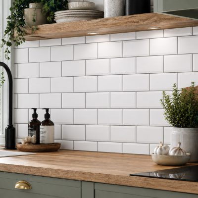 Metro White Bevelled Tile in Satin for Kitchen Wall Tile 10x20cm